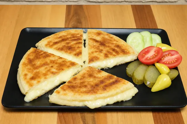 Kaşarlı Bazlama Tost