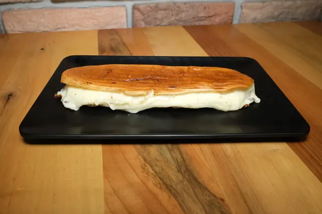 Kaşarlı Sandviç